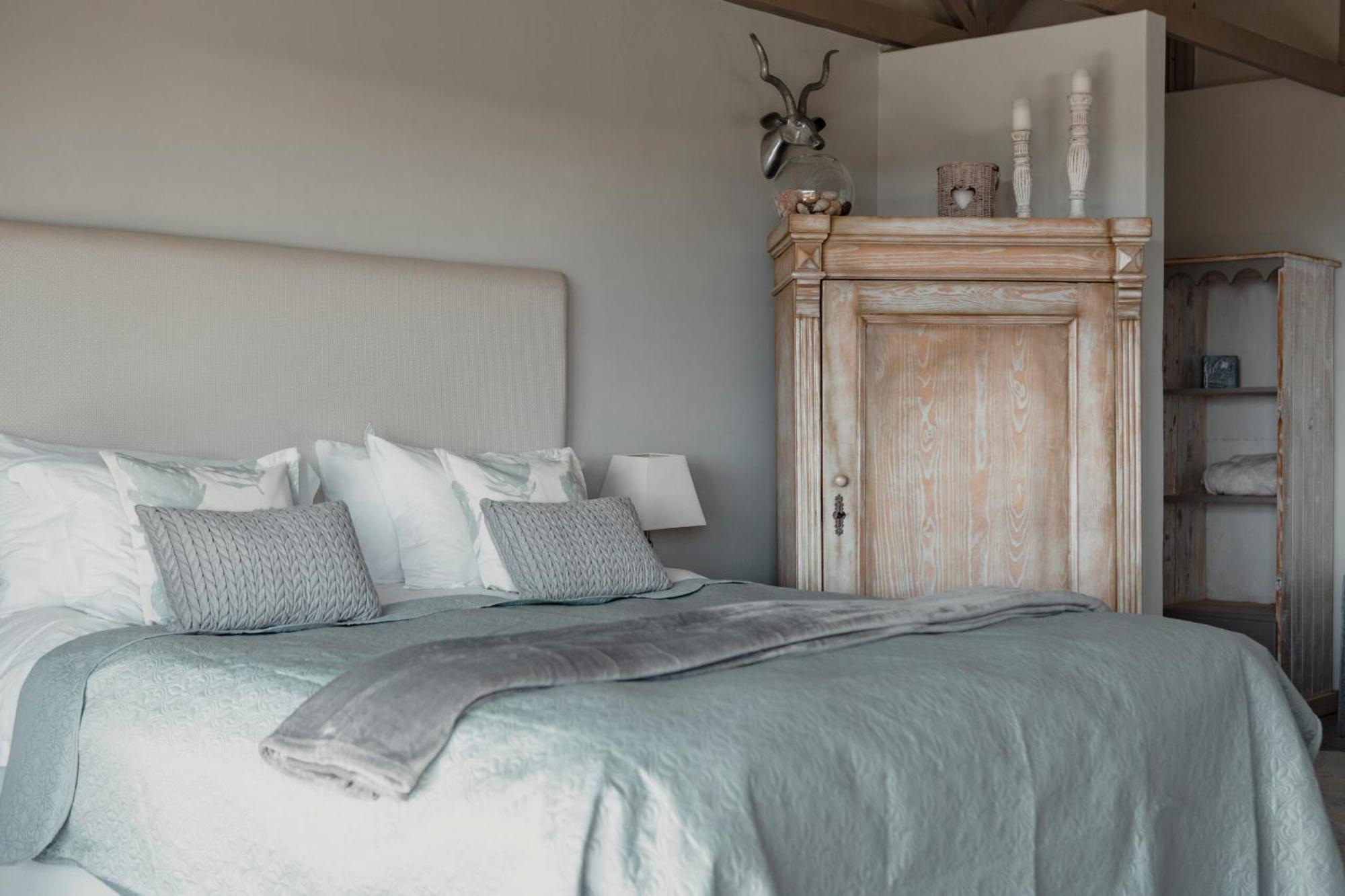 The Ocean Bay Luxury Guesthouse Jeffreys Bay Exterior photo